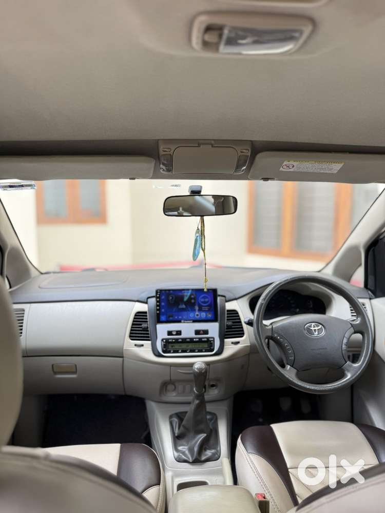 Toyota Innova 2.5 V 7 Str, 2011, Diesel