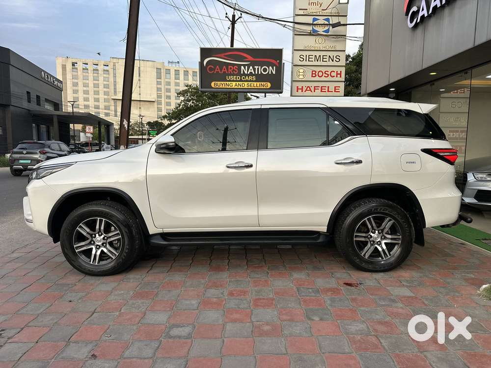 Toyota Fortuner 4x2 At 2.8 Diesel, 2022, Diesel
