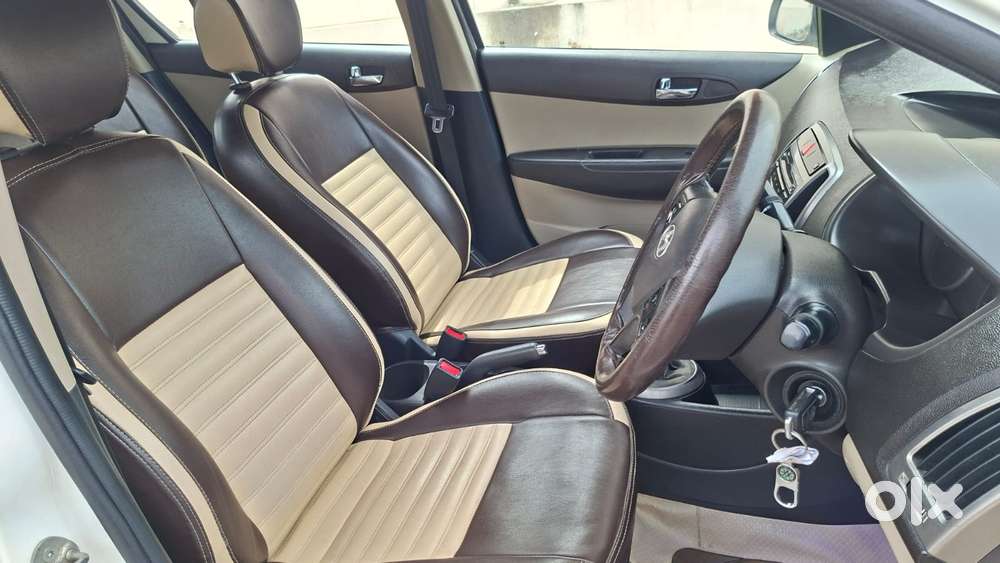 Hyundai I20 Sportz 1.4 Crdi, 2014, Diesel