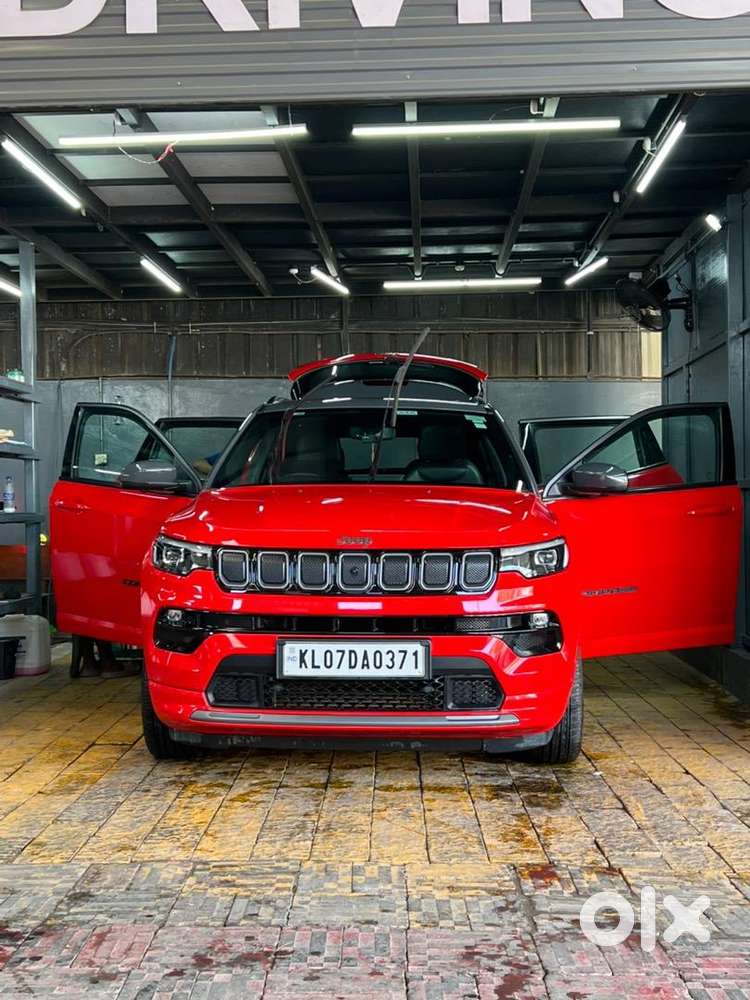 Jeep Compass Model S(o) 4x4 - No Accidents, No Scratch, Mint Condition