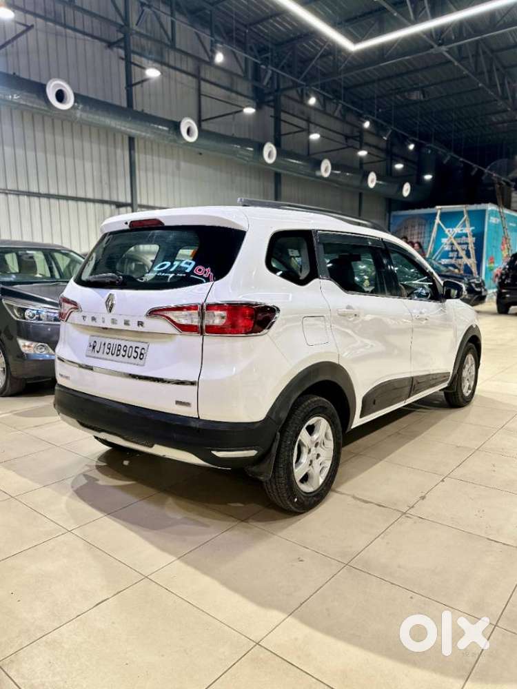 Renault Triber Rxz, 2019, Petrol
