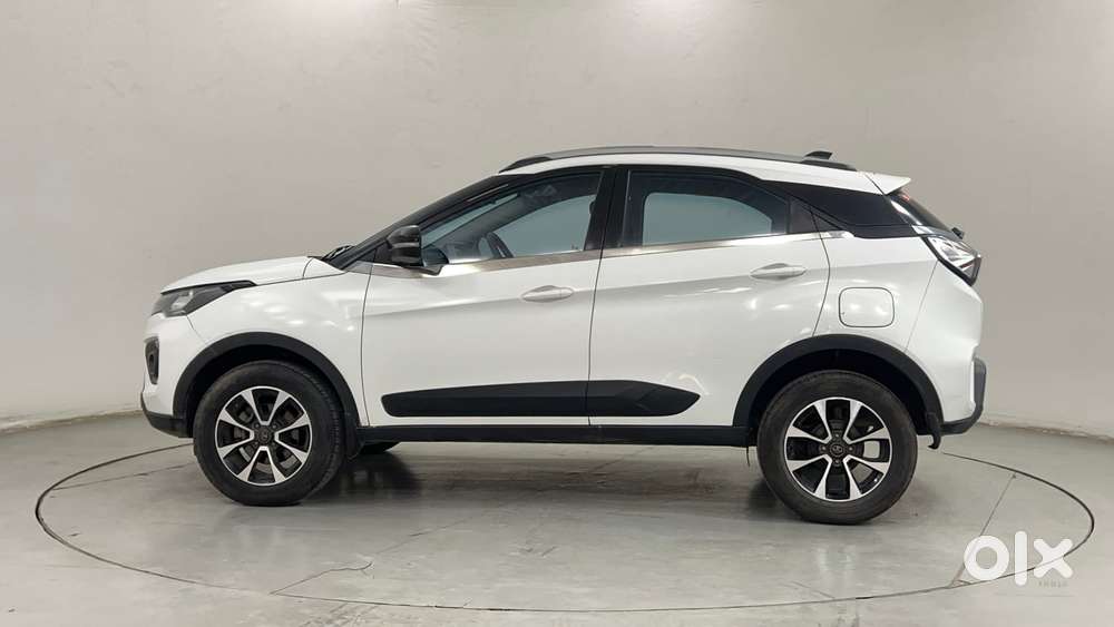 Tata Nexon 1.2 Revotron Xza Plus, 2021, Petrol