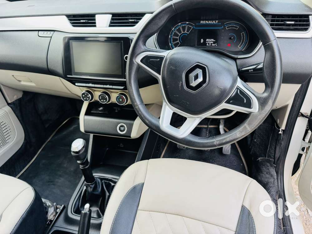Renault Triber Rxz, 2019, Petrol