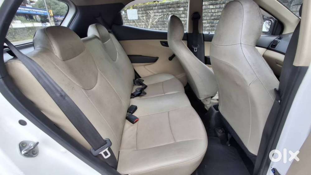 Hyundai Eon Era +, 2017, Petrol
