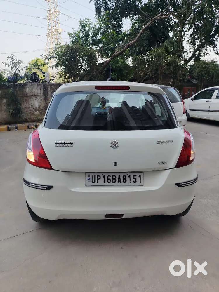 Maruti Suzuki Swift 2015 Petrol 87500 Km Driven