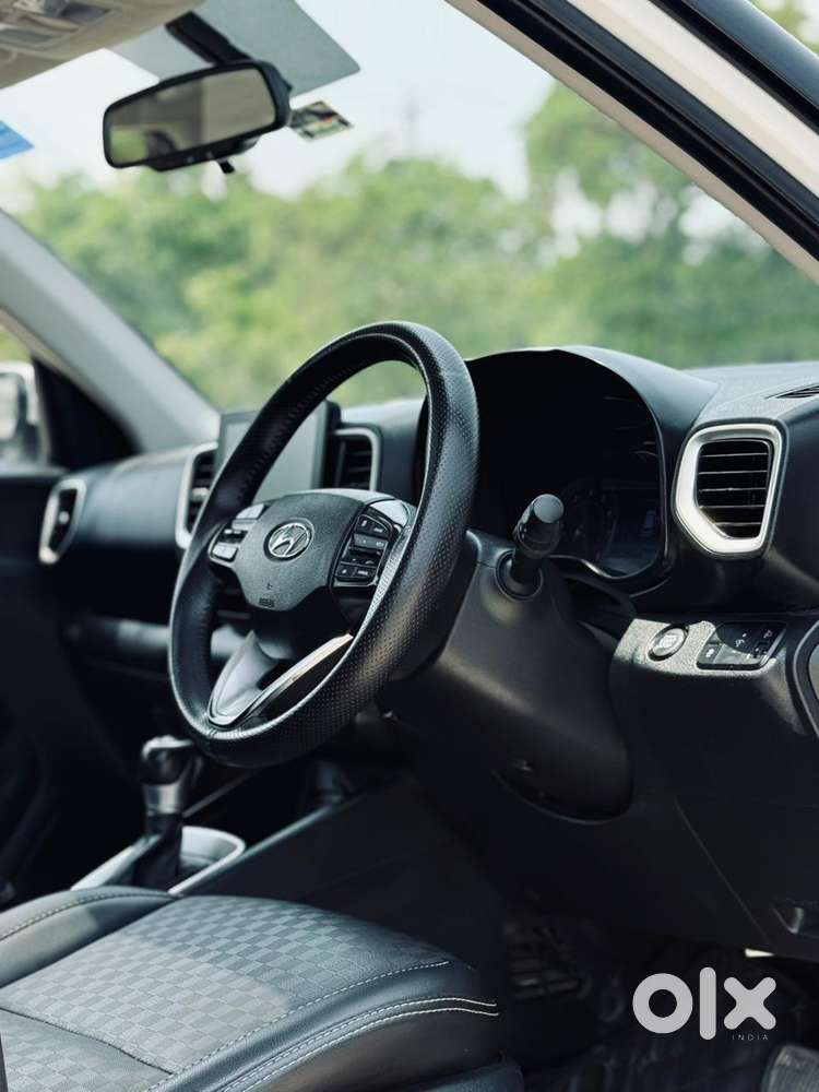 Hyundai Venue 1.0 S (o) Turbo Dct, 2019, Petrol