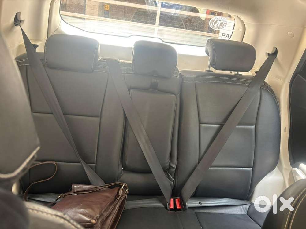 Mahindra Xuv 3xo 2024 Petrol 19600 Km Driven