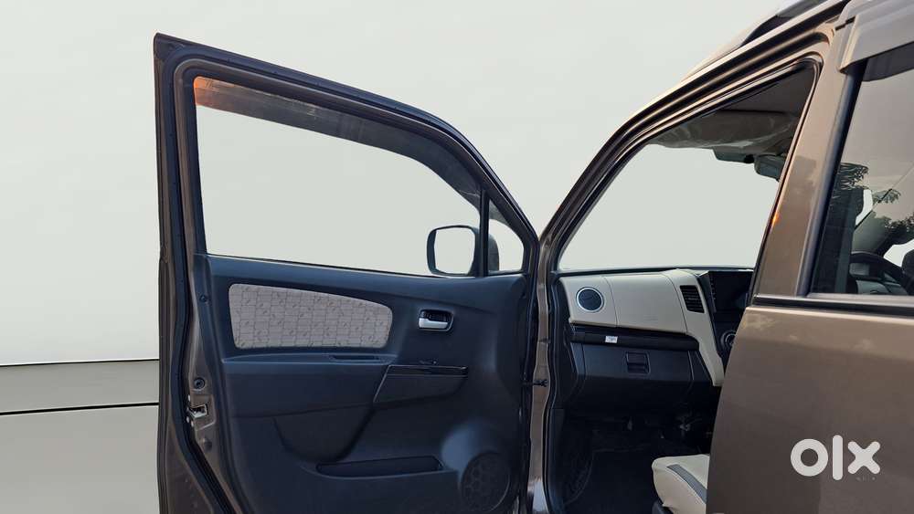 Maruti Suzuki Wagon R 1.0 Vxi Amt, 2017, Petrol