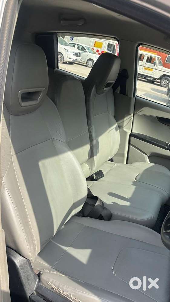 Mahindra Kuv 100 2016 Diesel Well Maintained