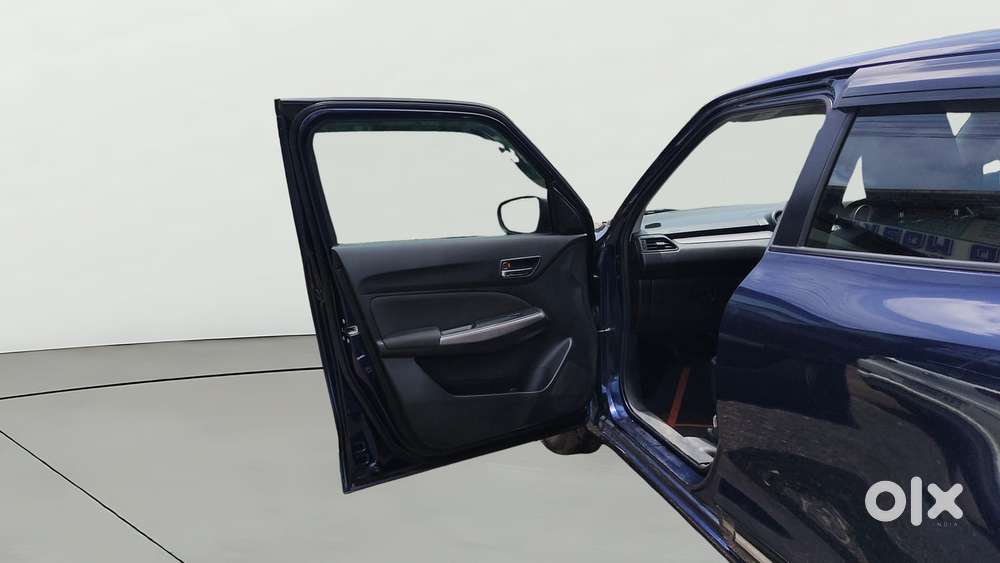 Maruti Suzuki Swift 1.3 Zxi, 2023, Petrol