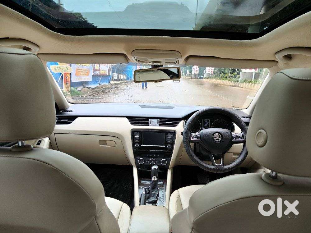 Skoda Octavia 1.8 Elegance Tsi At, 2016, Petrol