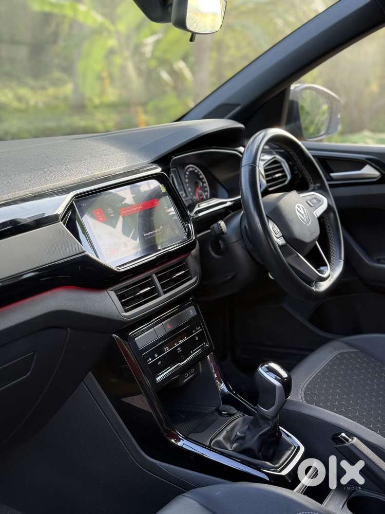 Volkswagen Taigun 1.0 Tsi Topline At, 2024, Petrol