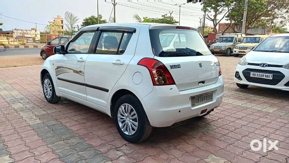 Maruti Suzuki Swift 2011-2014 Vdi, 2010, Petrol