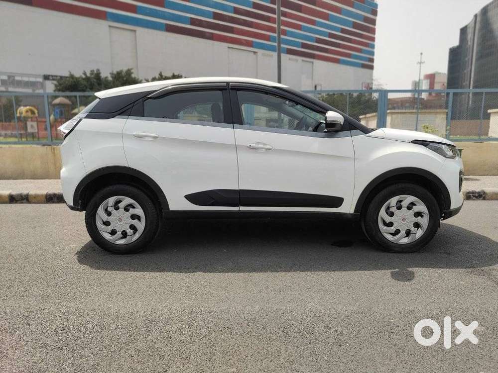 Tata Nexon 1.2 Revotron Xm Plus (s), 2020, Petrol