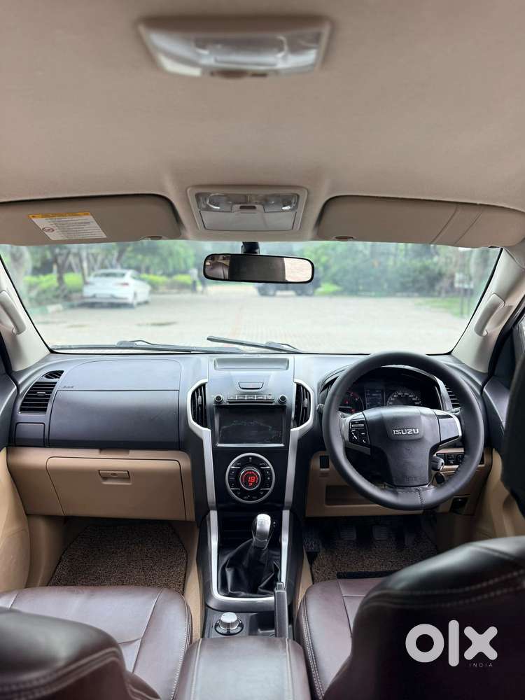 Isuzu D-max V-cross 4x4, 2017, Diesel