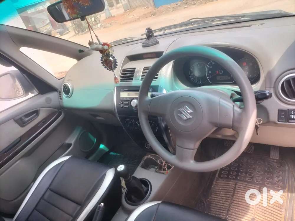 . Urgent Sale ! Maruti Sx4 2010  69 K Driven Fitness Valid Upto 2030