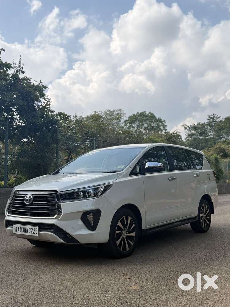 Toyota Innova Crysta [2020-ongoing] 2.4 Zx 7 Str, 2023, Diesel