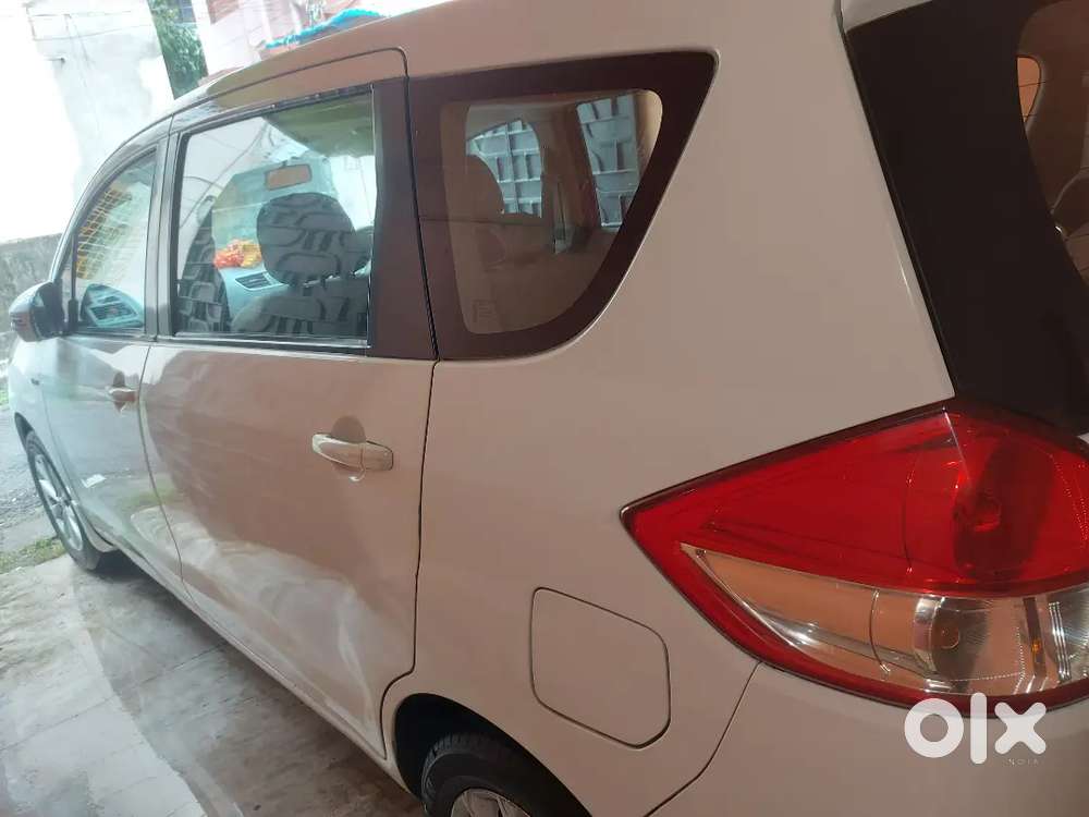 Maruti Ertiga Zxi Petrol 2014 Model For Sale