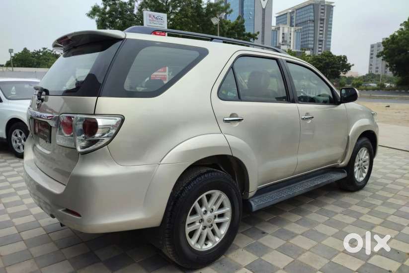 Toyota Fortuner 3.0 4x4 Manual, 2012, Diesel