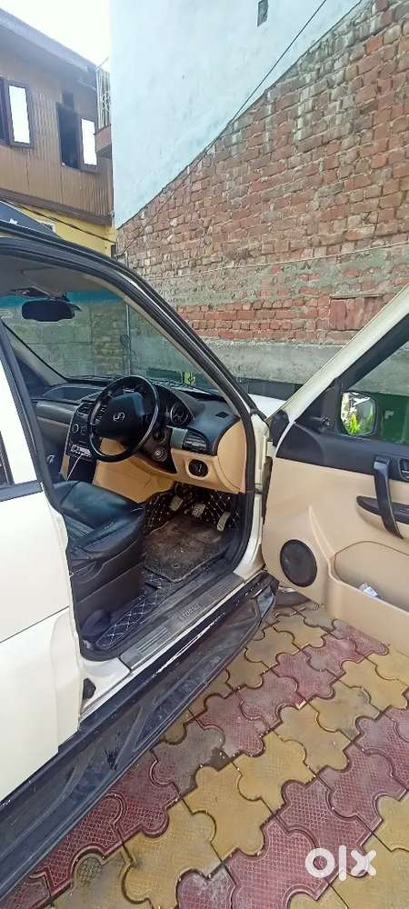 Tata Safari Storme 2013 Diesel Lx