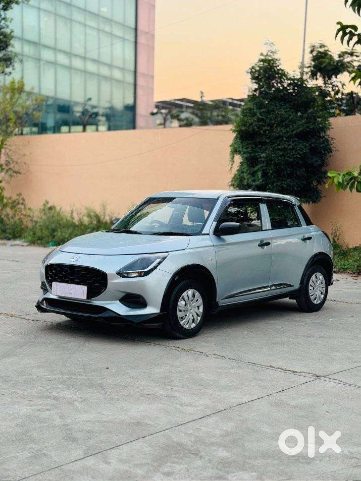 Maruti Suzuki Swift Lxi Option, 2025, Petrol