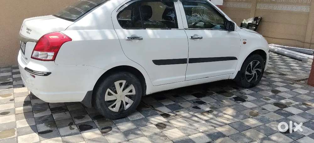 Maruti Suzuki Dzire 2015 Diesel 130000 Km Driven