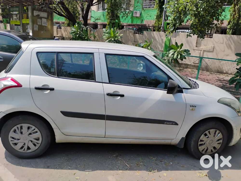 Maruti Suzuki Swift 2013 Cng & Hybrids 72920 Km Driven