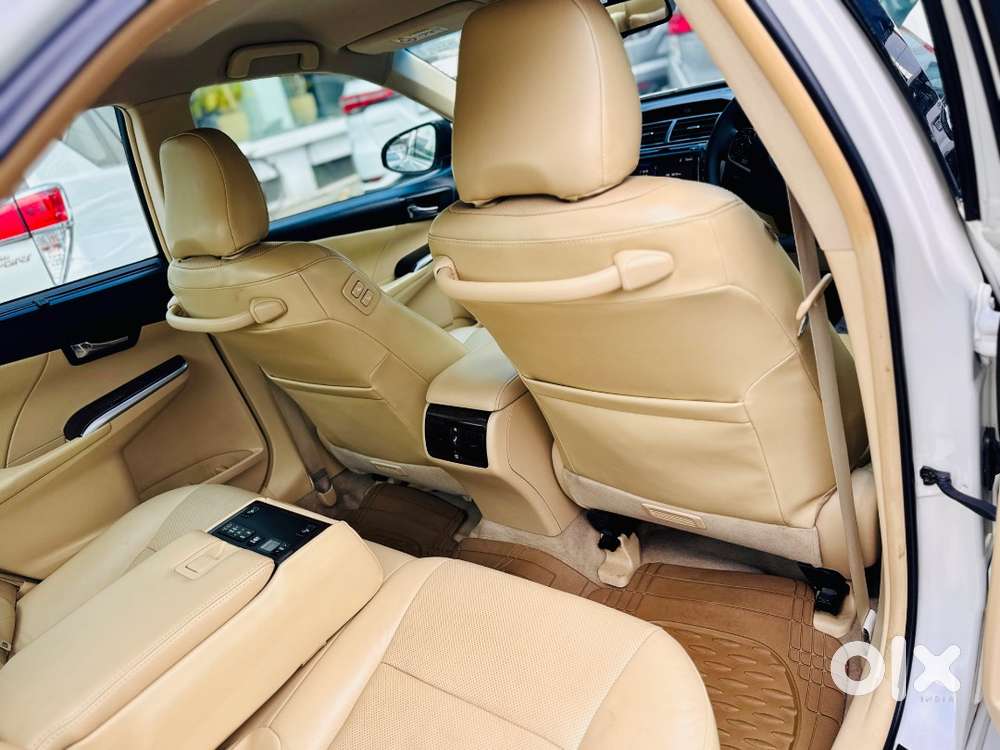 Next To Showroom Car