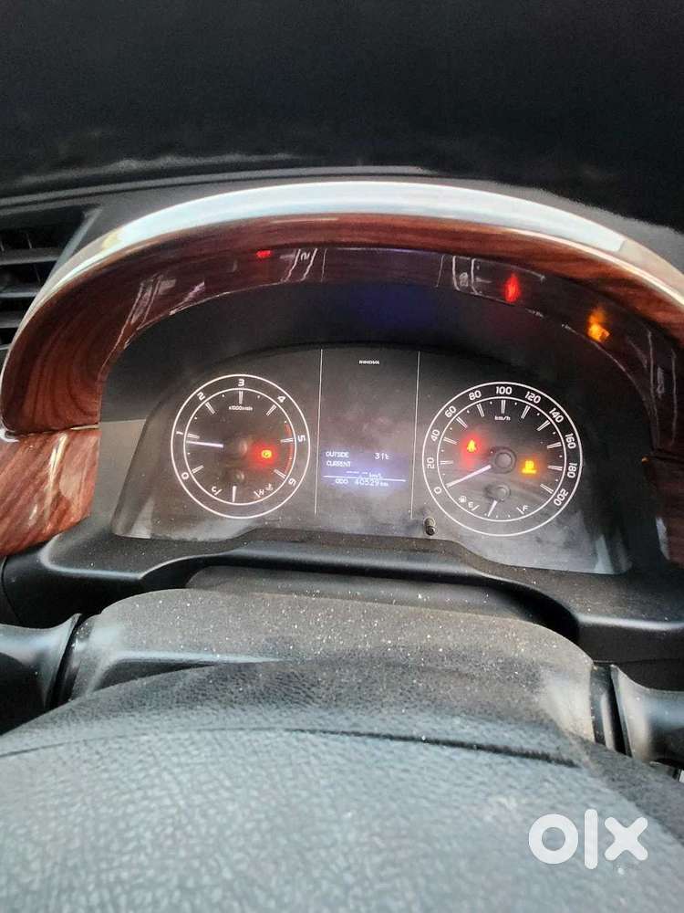 Toyota Innova Crysta 2.4 G Mt 8s, 2021, Diesel