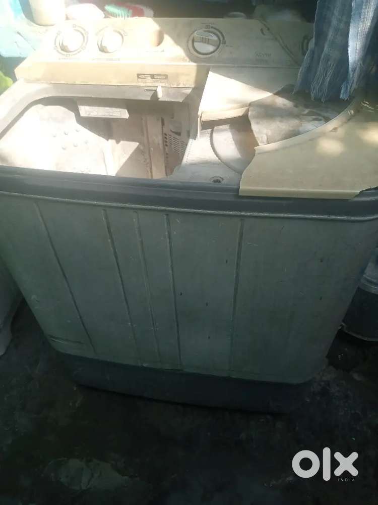 Selling washing machine 6kg washer good butdrayer kharab hai