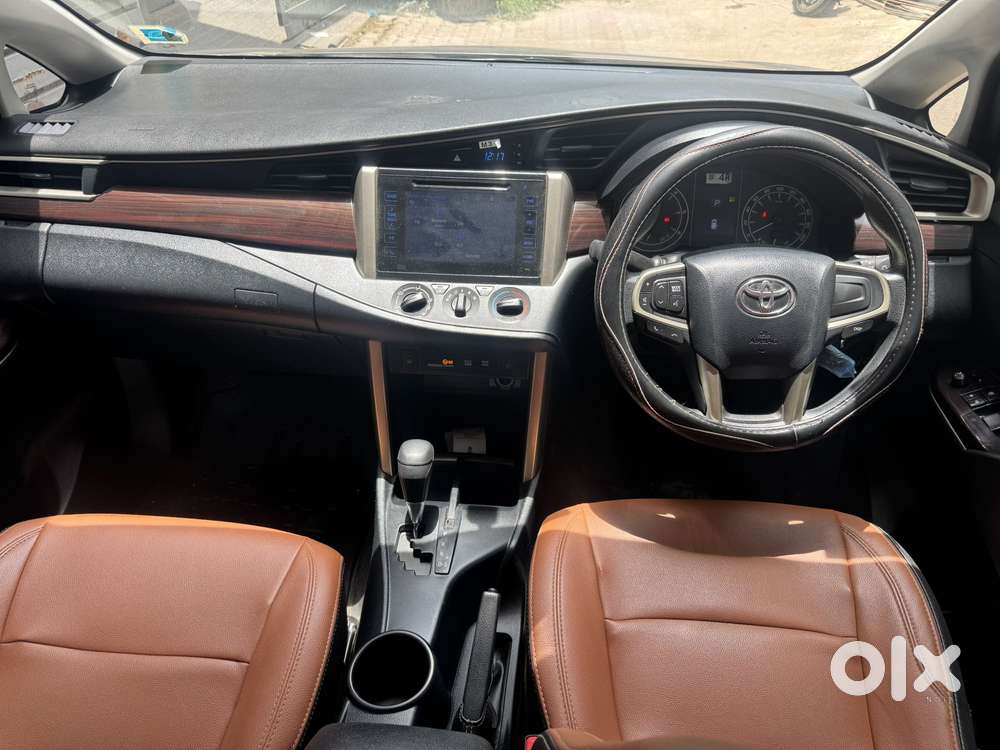 Toyota Innova Crysta 2.8 Gx At 8s, 2019, Diesel
