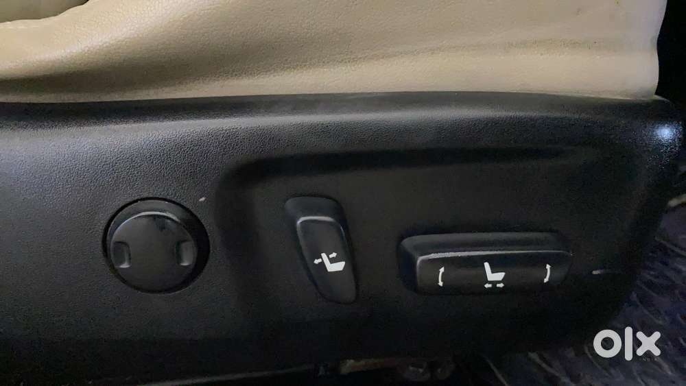 Toyota Corolla Altis Vl At, 2015, Petrol