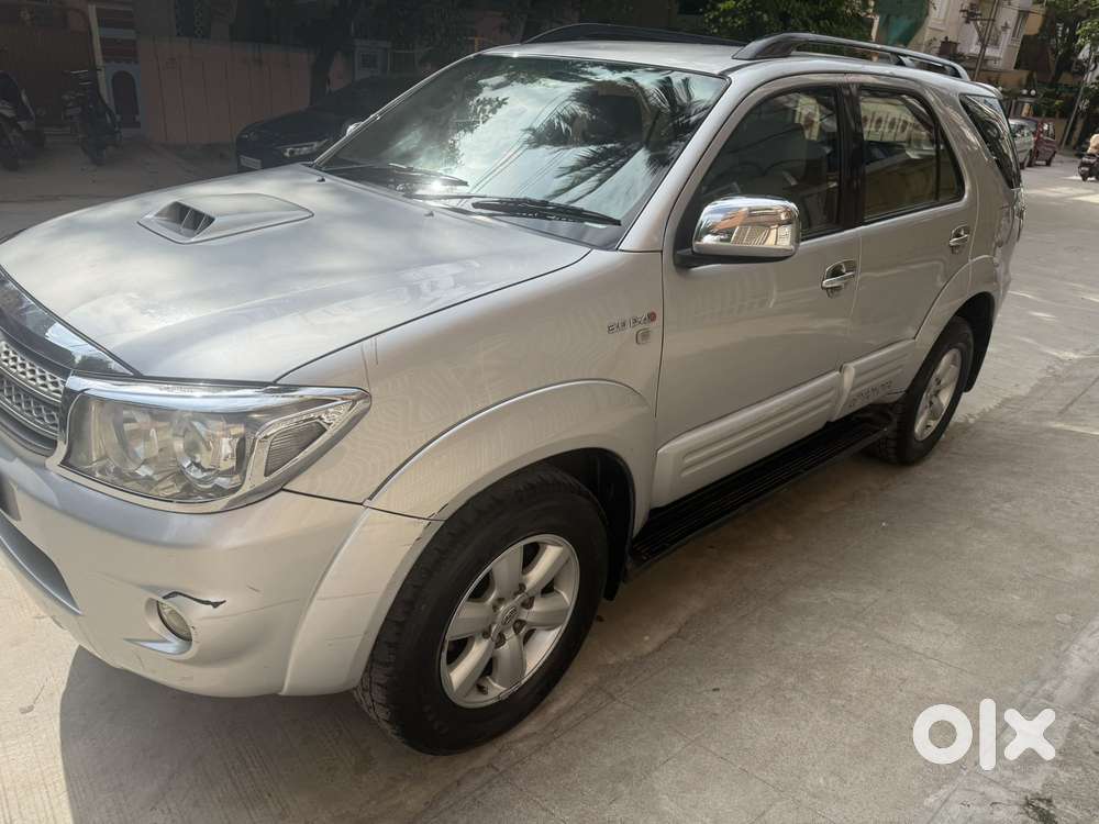Toyota Fortuner 3.0 4x4 Manual, 2010, Diesel