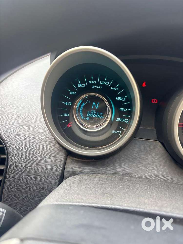 Mahindra Xuv500 2017 Diesel 68660 Km Driven