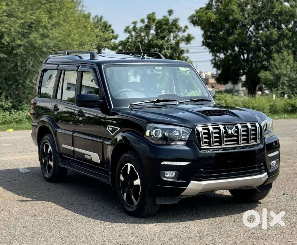 Mahindra Scorpio Classic 2.2 S 11 Mt 7 Str, 2023, Diesel