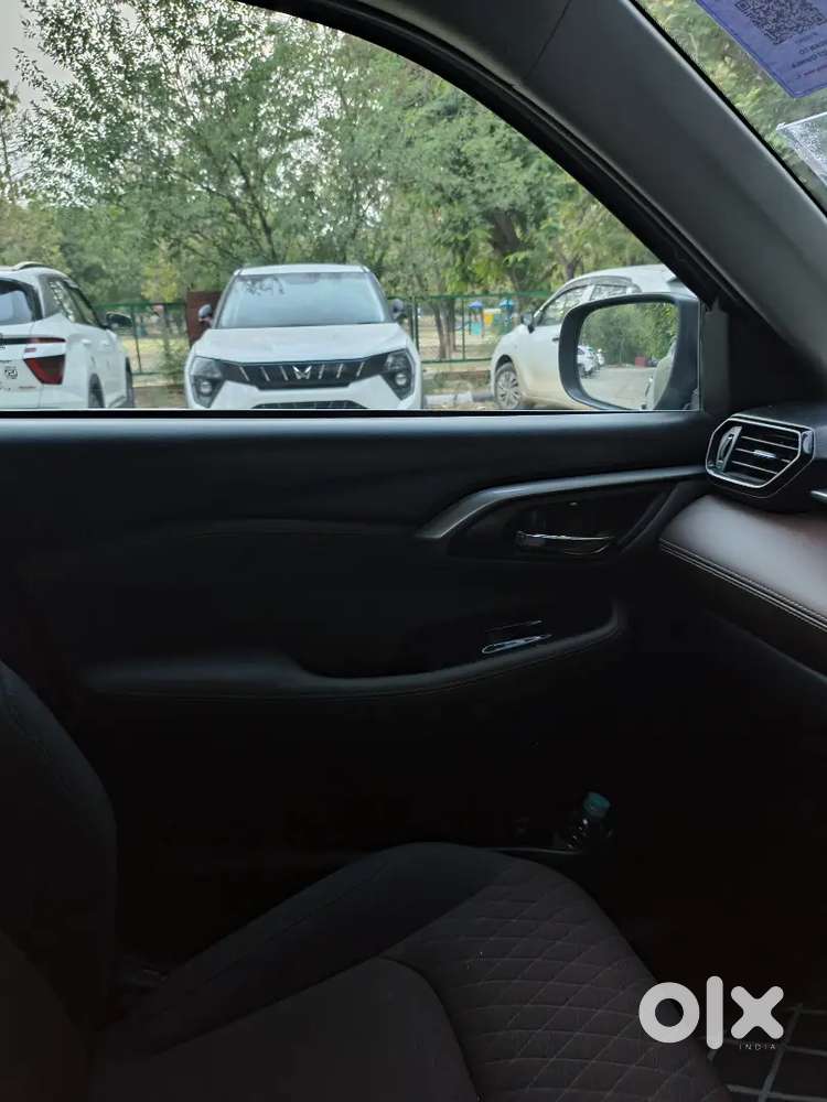 Toyota Urban Cruiser Hyryder 2025 Cng & Hybrids 19000 Km Driven