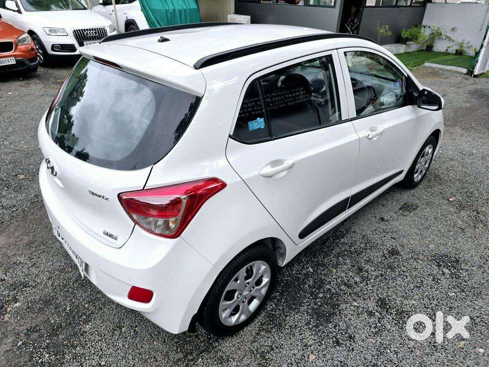 Hyundai Grand I10 2013-2016 Sportz Edition, 2015, Petrol