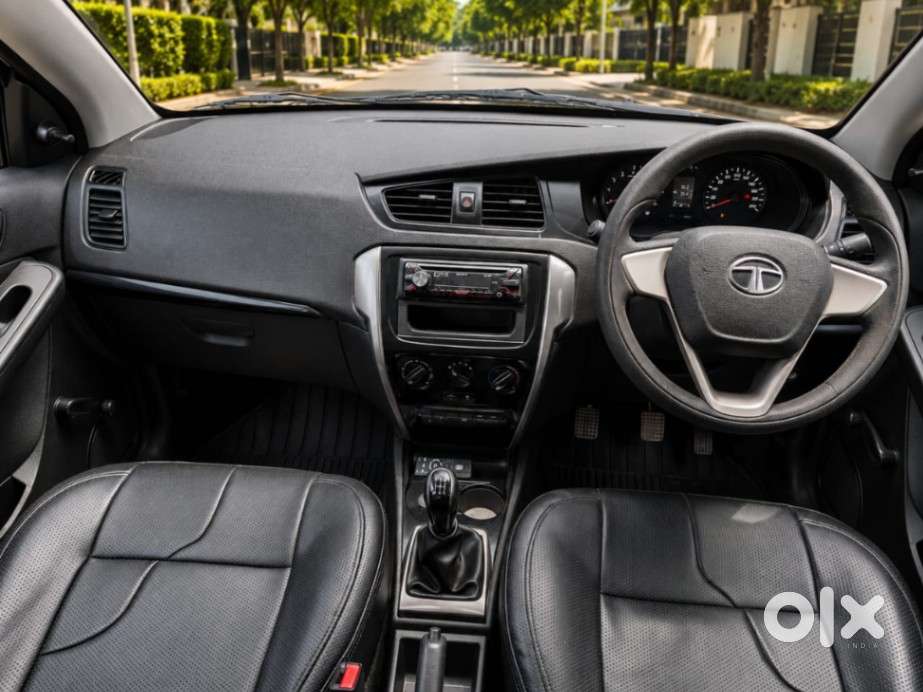 Tata Bolt Revotron Xe, 2016, Petrol