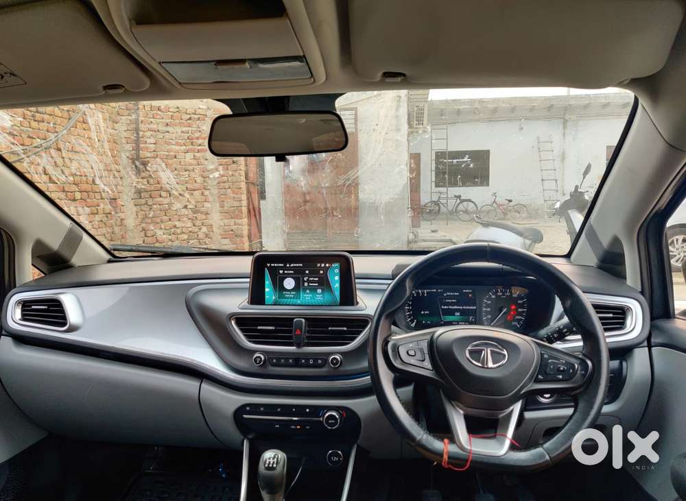 Tata Altroz Xz, 2020, Petrol