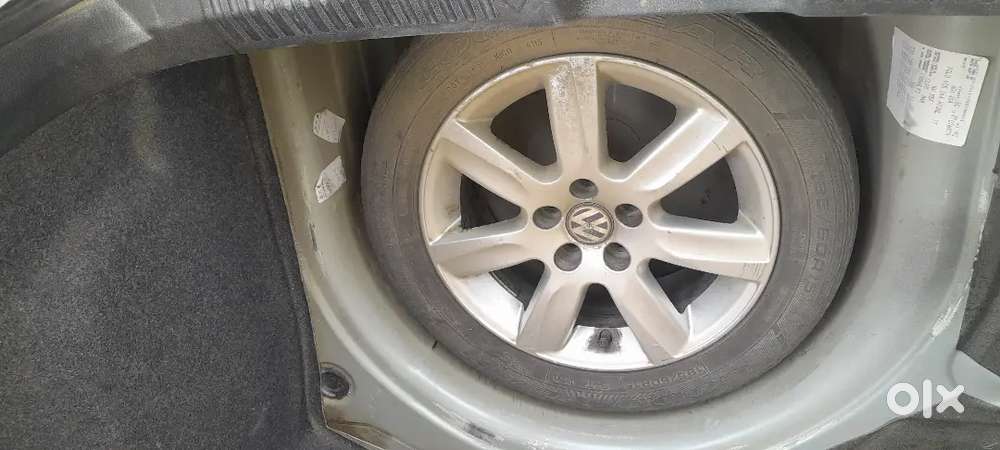 Volkswagen Polo 1.6 Highline 2012 Car