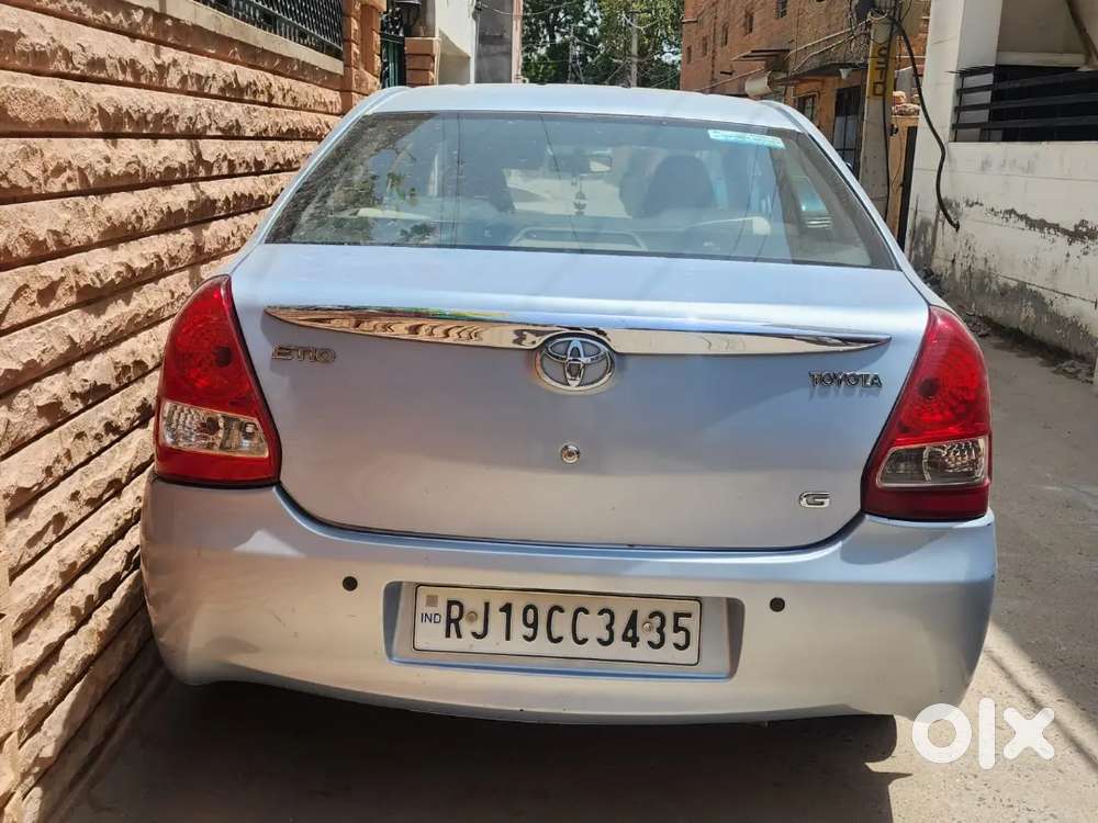 Toyota Etios 2011 Petrol Well Maintained