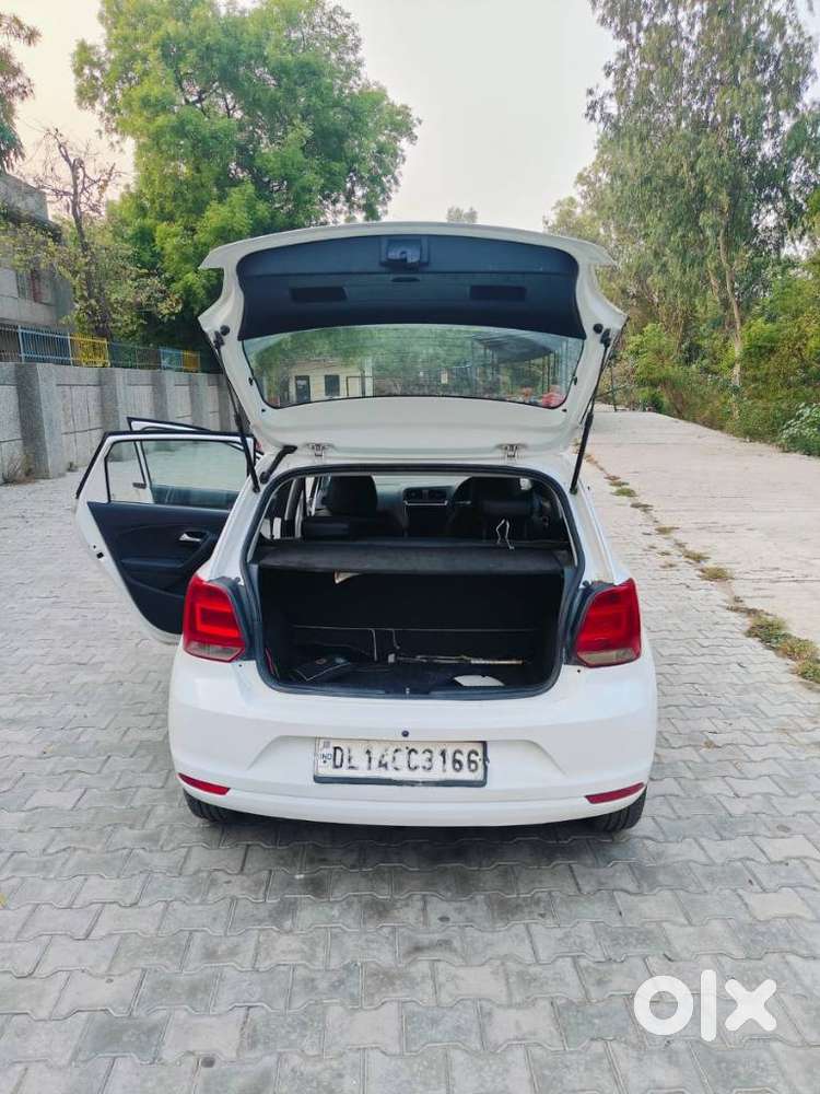 Volkswagen Polo Petrol Comfortline 1.2l, 2015, Petrol