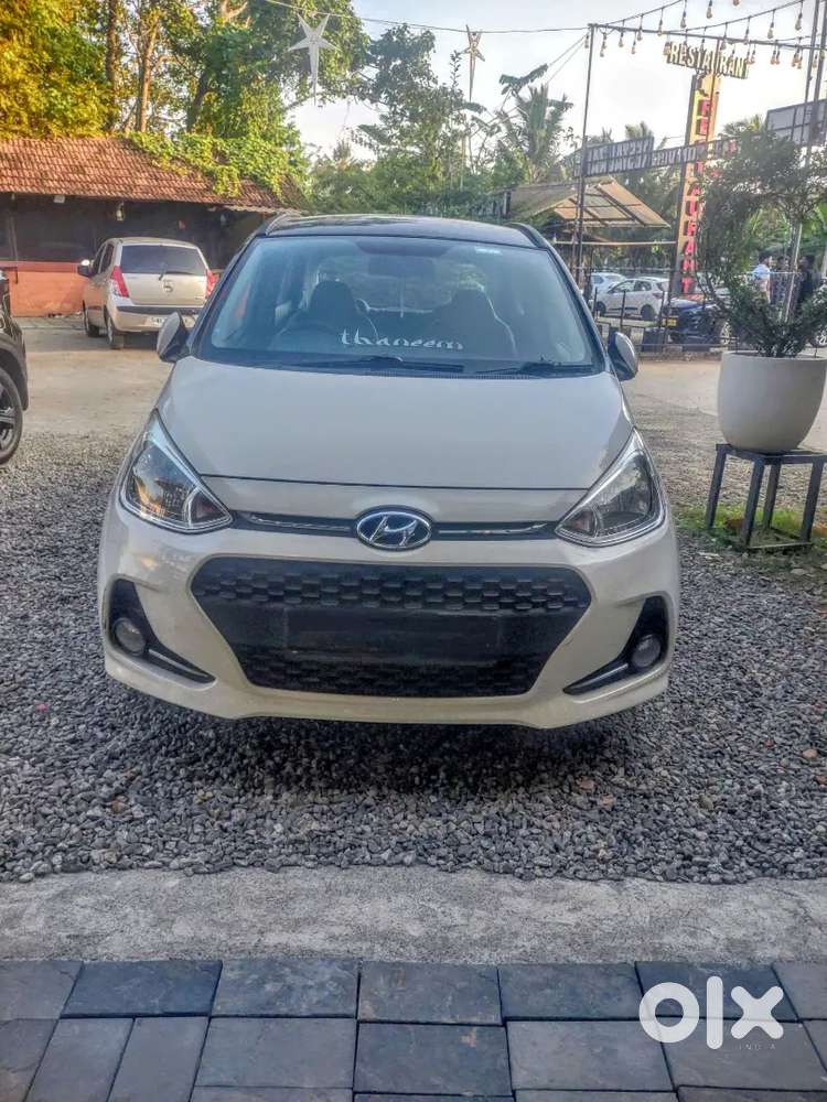 Grand I10 Sports Dual Tone