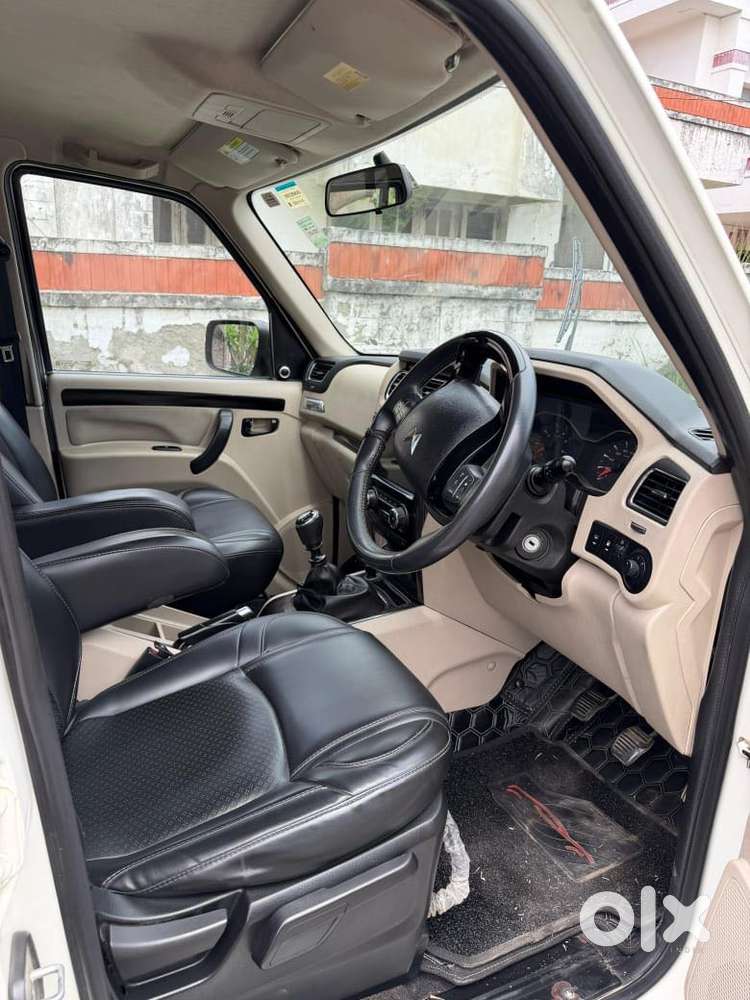 Mahindra Scorpio Classic 2.2 S 11 Mt 7 Str, 2022, Diesel