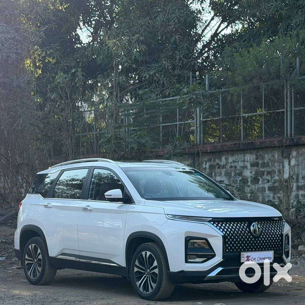 Mg Hector Plus Sharp Pro 1.5 Turbo Petrol Cvt 7 Str, 2023, Petrol