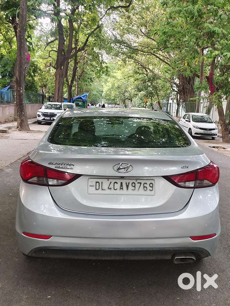 Hyundai Elantra 1.8 Sx Mt, 2015, Petrol