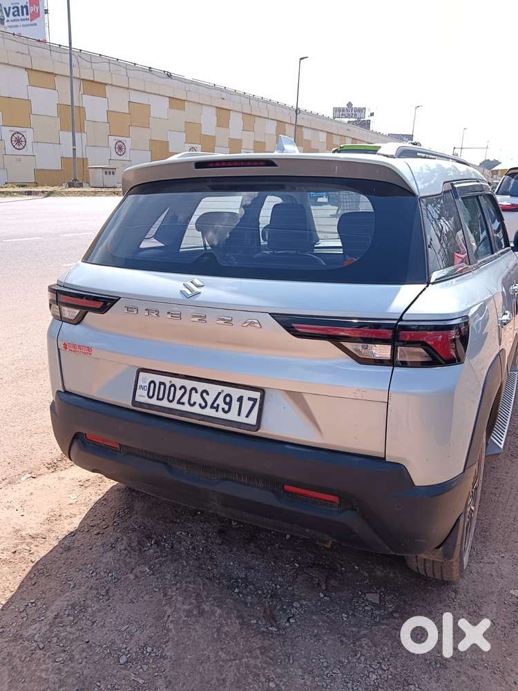 Maruti Suzuki Brezza 1.5 Vxi Smart Hybrid, 2024, Petrol