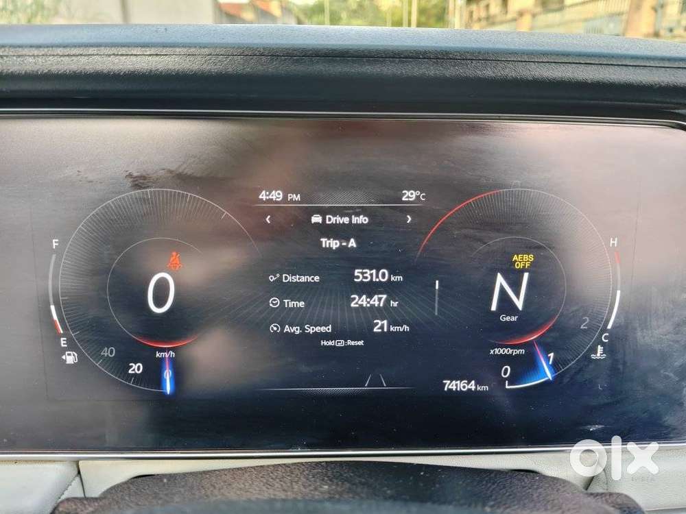 Mahindra Xuv700 2.2 Ax 7 Diesel At Luxury Pack Str, 2023, Petrol