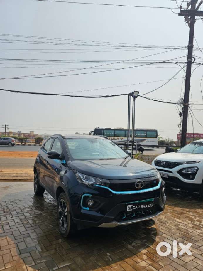 Tata Nexon Ev Xz Plus Lux, 2023