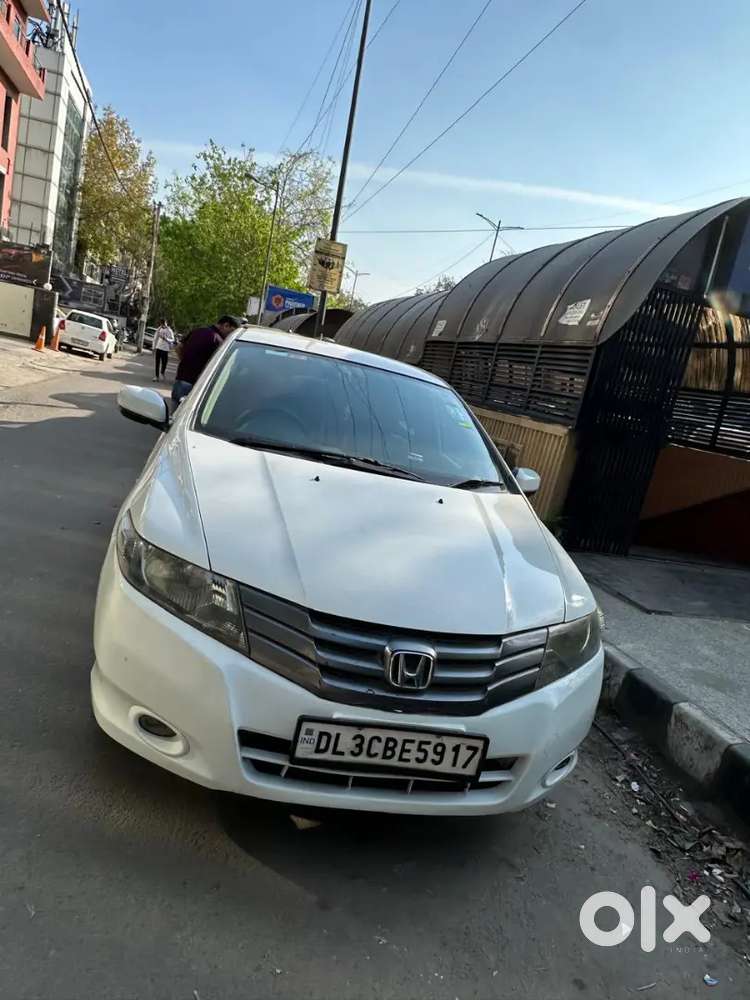 Excellent Condition White Colour